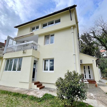 Apartments Lav Kotor Exteriör bild